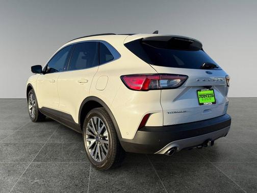 2021 Ford Escape Titanium