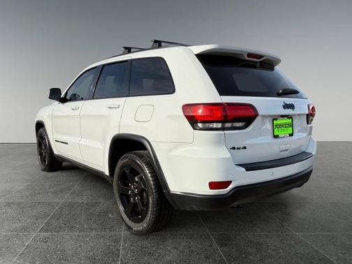 2018 Jeep Grand Cherokee LAREDO