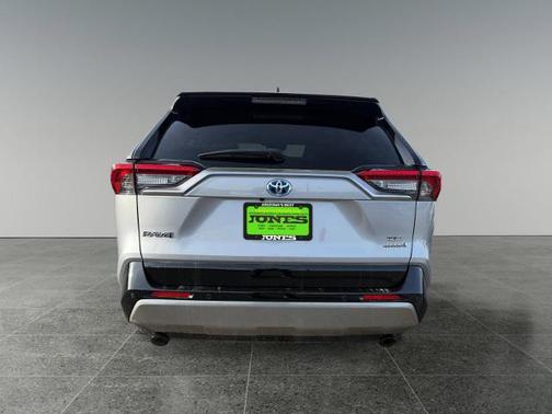 2024 Toyota RAV4 XSE