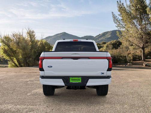 2025 Ford F-150 Lightning LARIAT