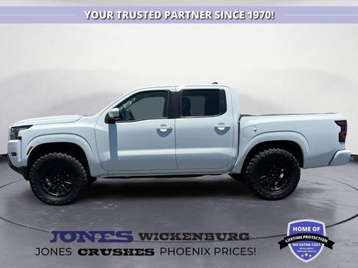 2023 Nissan Frontier SV