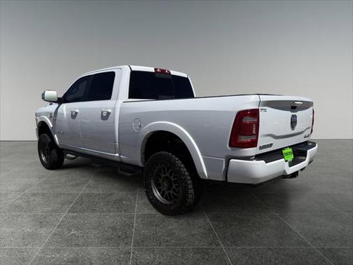 2022 RAM 2500 Laramie Crew Cab 4x4 6'4' Box