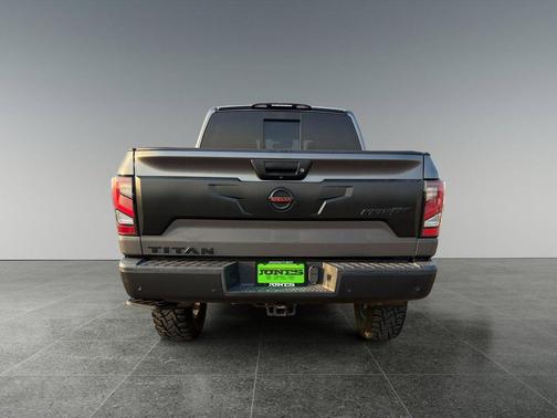 2021 Nissan Titan PRO-4X