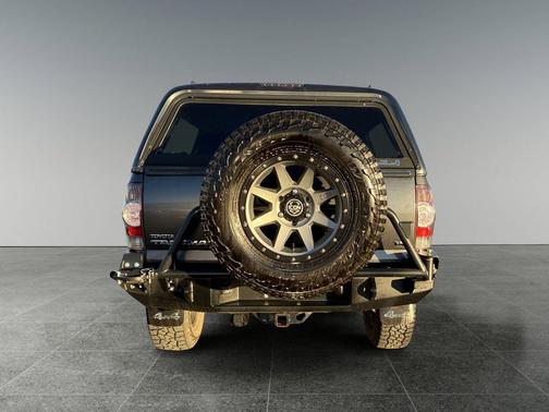 2014 Toyota Tacoma Base