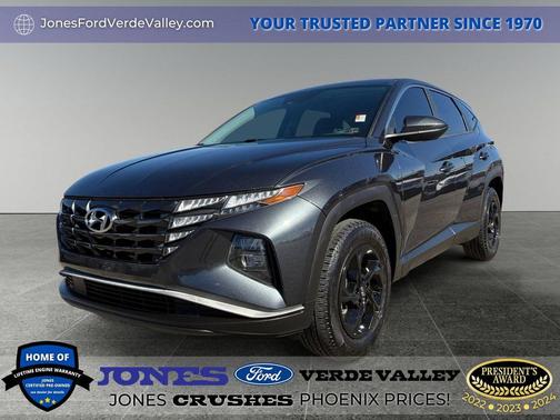 2022 Hyundai TUCSON SE