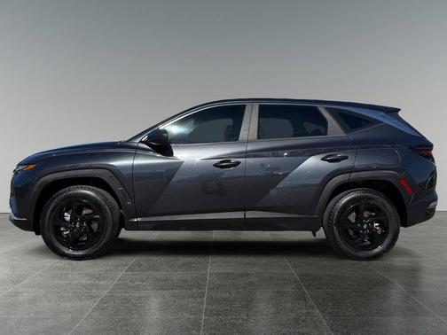 2022 Hyundai TUCSON SE