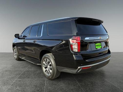 2022 Chevrolet Suburban LT