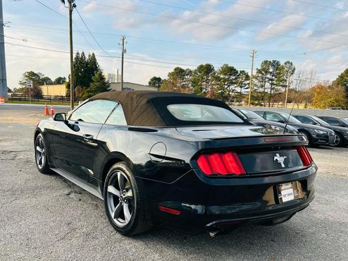 2015 Ford Mustang V6