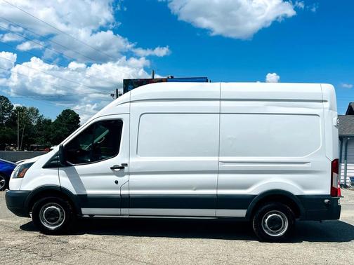2017 Ford Transit-250 Base