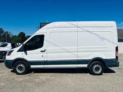 2017 Ford Transit-250 Base