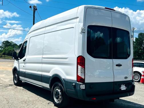 2017 Ford Transit-250 Base