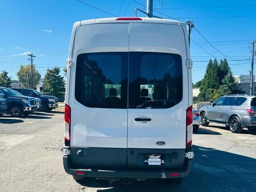2017 Ford Transit-250 Base