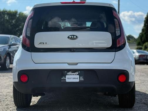 2018 Kia Soul Base