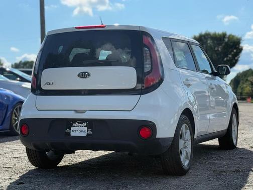 2018 Kia Soul Base