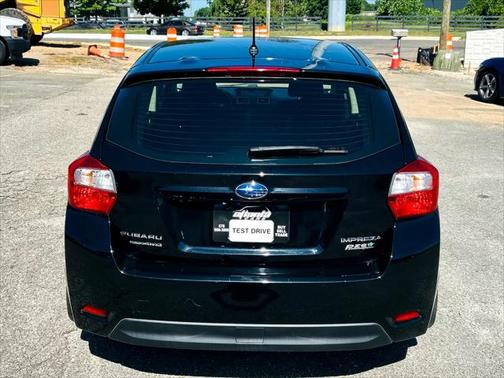 2016 Subaru Impreza 2.0i