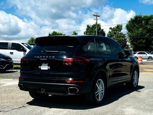 2016 Porsche Cayenne Base