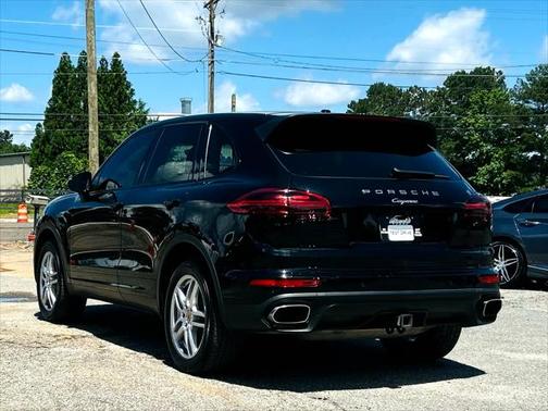 2016 Porsche Cayenne Base