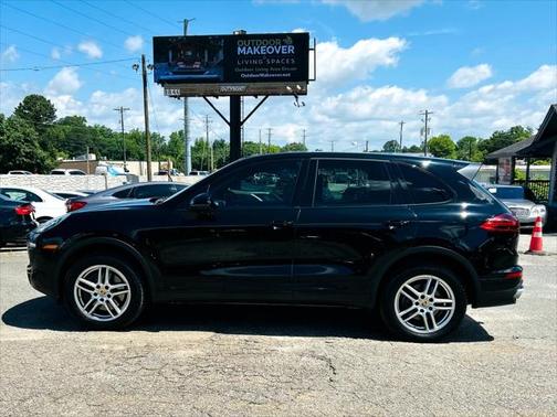 2016 Porsche Cayenne Base