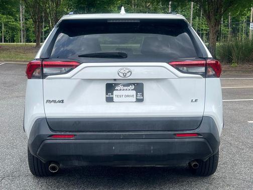 Super White 2020 Toyota RAV4 LE