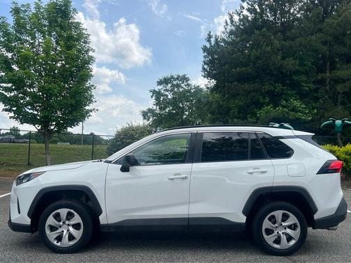 Super White 2020 Toyota RAV4 LE