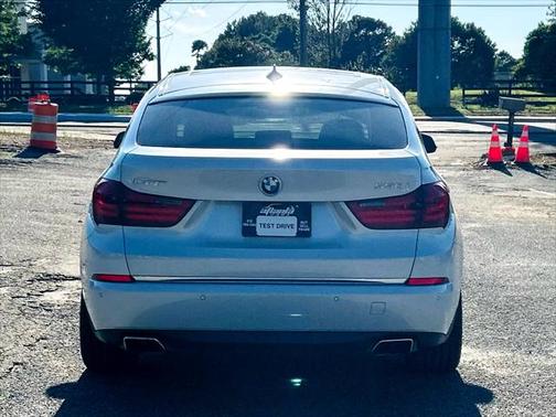 2015 BMW 550 Gran Turismo 5dr 550i Gran Turismo RWD