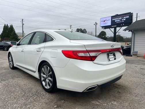2016 Hyundai Azera Base