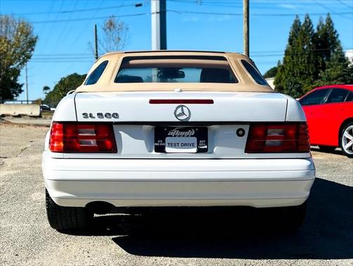 2000 Mercedes-Benz SL-Class 2dr Roadster 5.0L