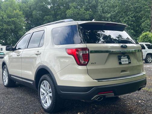 Platinum 2018 Ford Explorer XLT