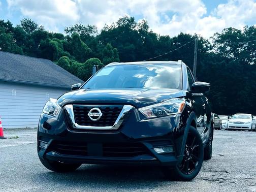 2020 Nissan Kicks SR