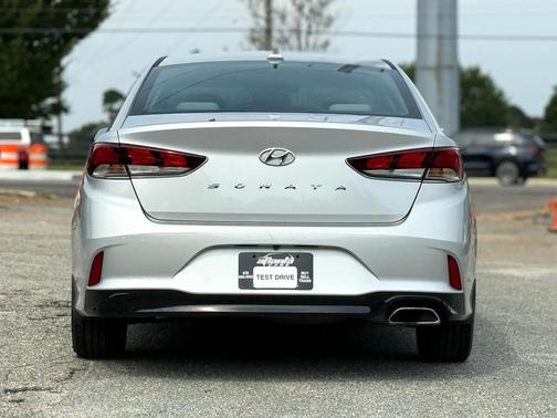 2018 Hyundai SONATA SEL