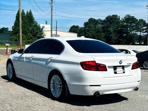 2013 BMW 535 4dr Sdn 535i RWD