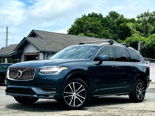 2020 Volvo XC90 T5 Momentum