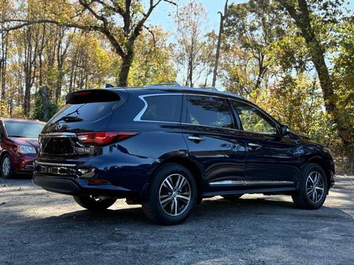 2016 INFINITI QX60 Base