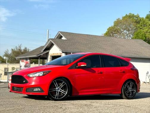 2017 Ford Focus ST
