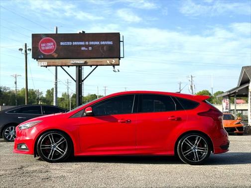 2017 Ford Focus ST