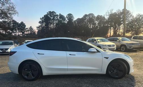 2023 Tesla Model 3 Standard Range