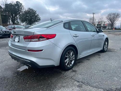 2019 Kia Optima LX