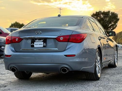 2014 INFINITI Q50 Hybrid Premium