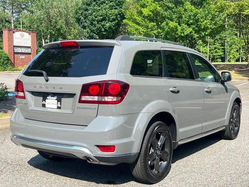 Destroyer Gray Clearcoat 2020 Dodge Journey Crossroad