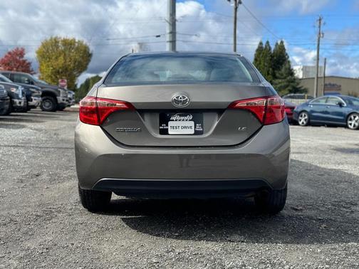 2018 Toyota Corolla LE