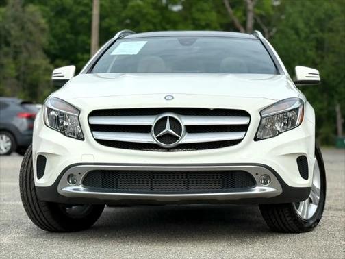 2017 Mercedes-Benz GLA 250 Base