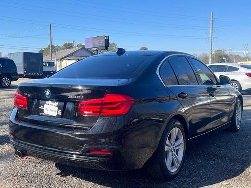 2018 BMW 330 xDrive