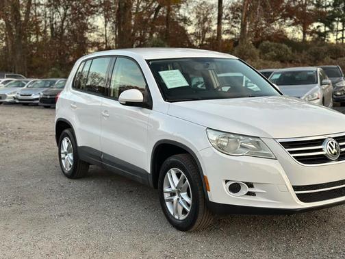 2011 Volkswagen Tiguan S