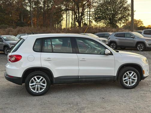 2011 Volkswagen Tiguan S