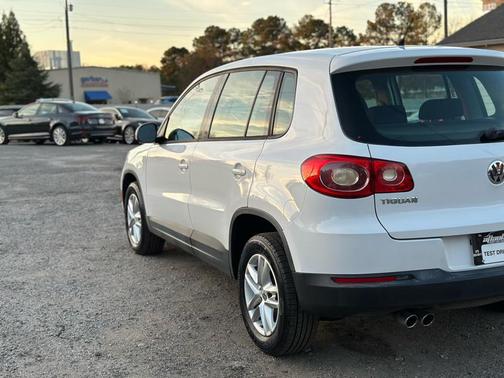 2011 Volkswagen Tiguan S