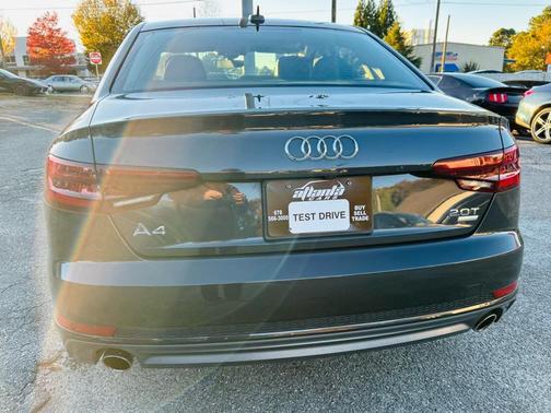 2018 Audi A4 2.0T Tech ultra Premium