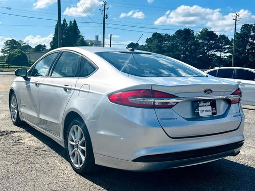 2017 Ford Fusion Hybrid SE