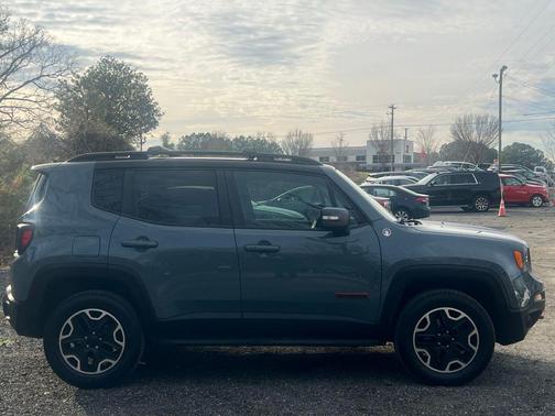 2016 Jeep Renegade Trailhawk