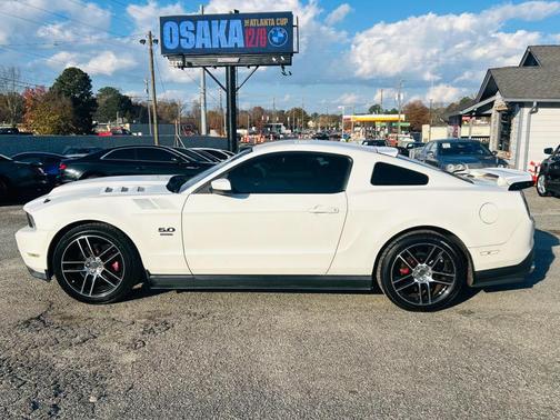 2011 Ford Mustang GT Premium