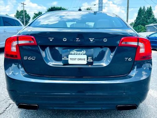 2015 Volvo S60 T6 Platinum